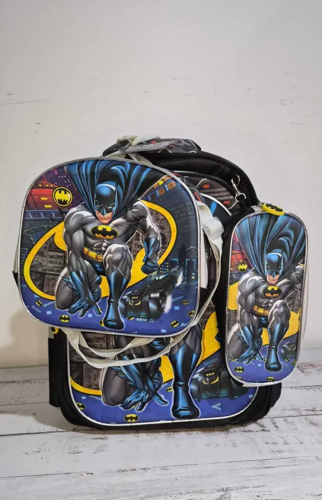 Mochila de Batman con Cartuchera + Lunchera